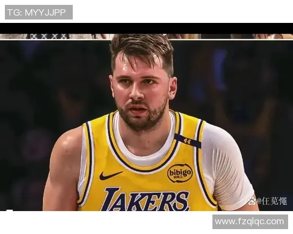 东契奇勒布朗缺席里夫斯奉献51+11+9，湖人险胜国王艾顿22+15